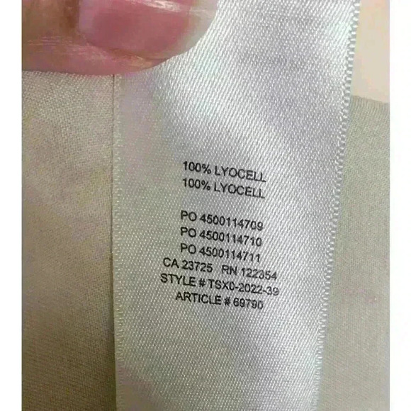 Aritzia The group by Babaton Button-up Roll Sleeves Utility shirt Women Size XS - Picture 13 of 16